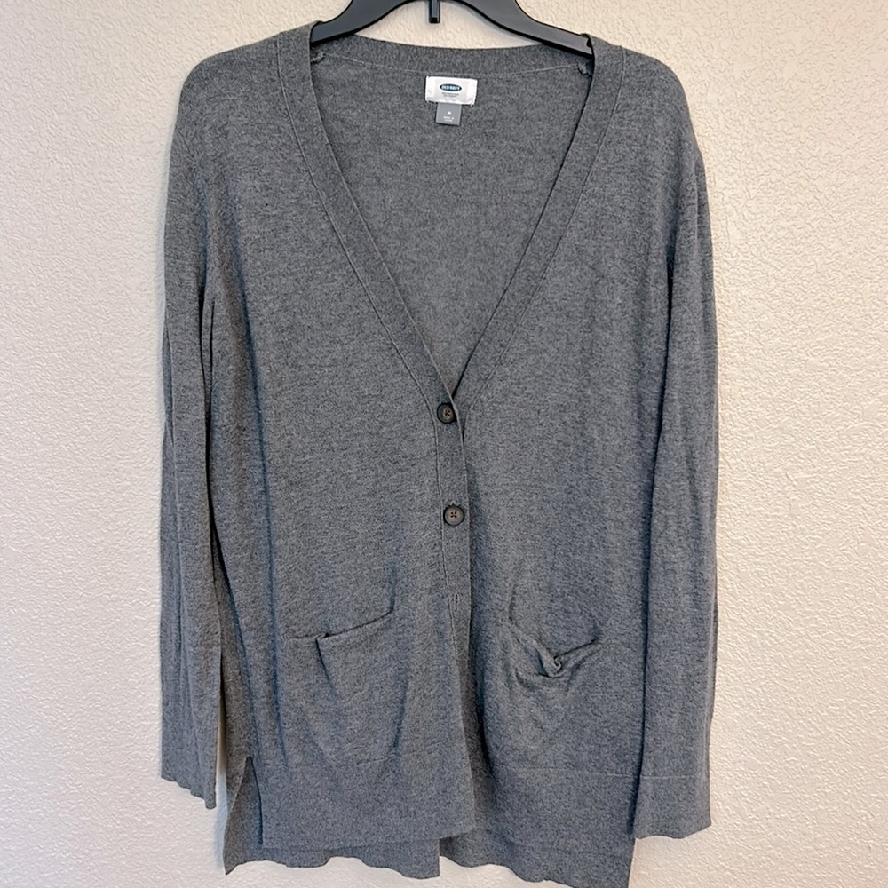 Women’s dark gray cardigan size medium.
